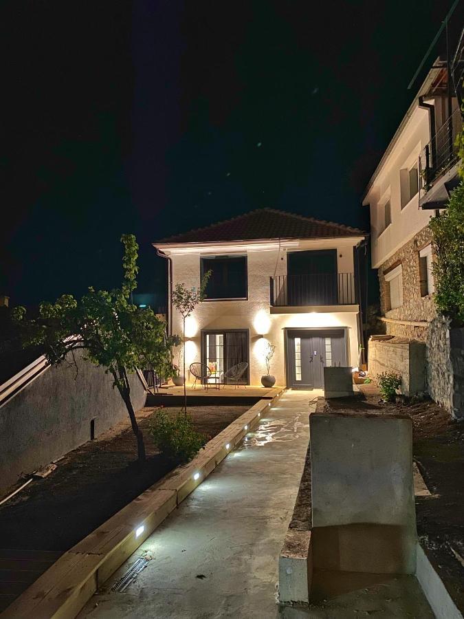 Wild Pear Old Town Boutique Accommodation Ohrid Ngoại thất bức ảnh
